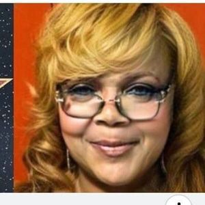 Meet your Posher, Carolee